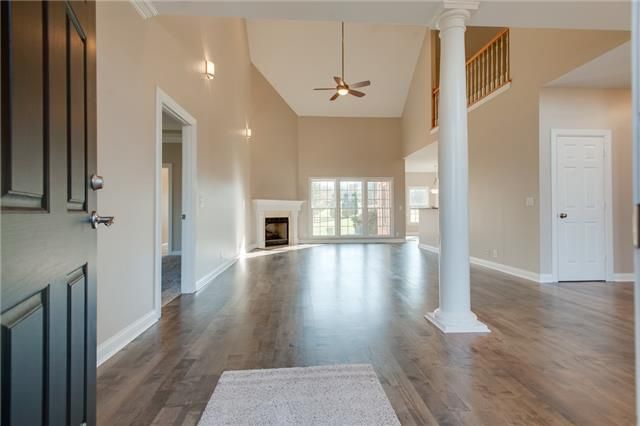 4048 Oxford Glen Dr, Franklin, TN 37067