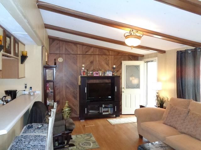 1600 Pearcy, La Vergne, TN 37086
