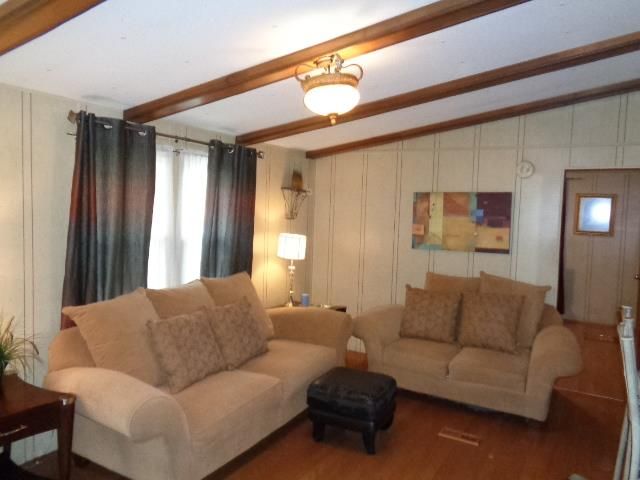 1600 Pearcy, La Vergne, TN 37086