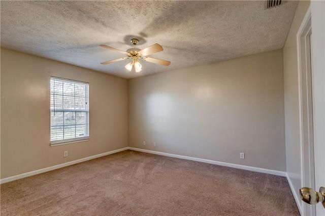 2708 Roscommon Dr, Murfreesboro, TN 37128