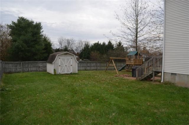 2802 Sutherland Dr, Thompsons Station, TN 37179