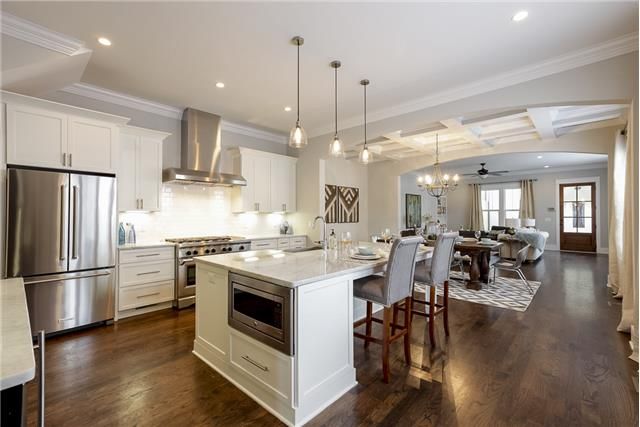 2205 11th Ave South, Nashville, TN 37204