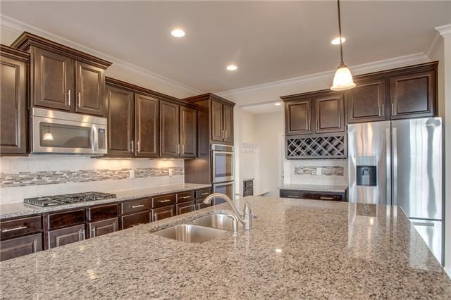 2002 Oliver Drive # 18, Mount Juliet, TN 37122