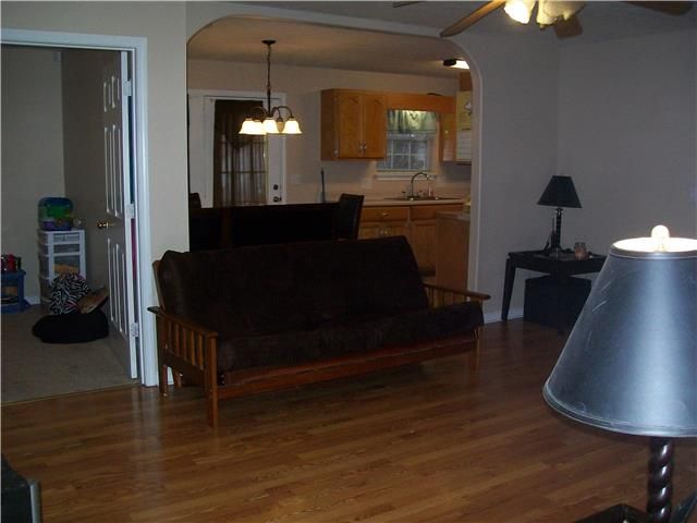 702 Krissy Ct, Columbia, TN 38401