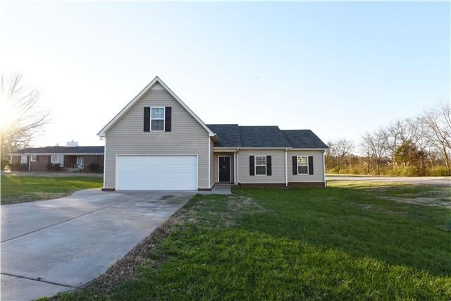 5666 Old Salem Rd, Rockvale, TN 37153