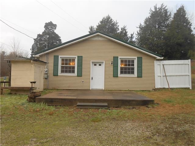 151 Hoyt Ln, Portland, TN 37148