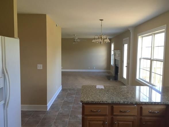 2155 Oak Hill Dr, Murfreesboro, TN 37130