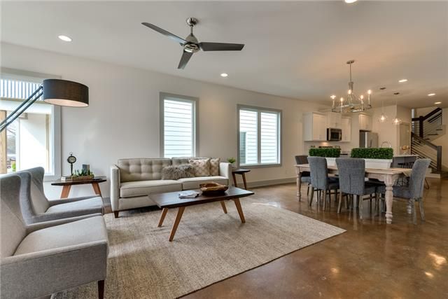 2121A Burns St, Nashville, TN 37216