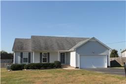 1622 London Dr, Columbia, TN 38401
