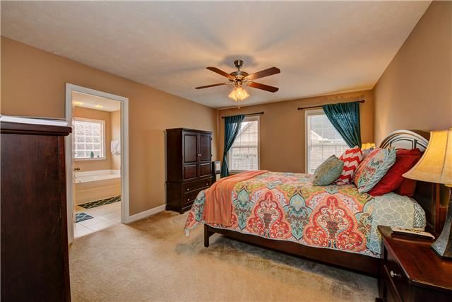 1004 Nimbus Ln, Murfreesboro, TN 37127