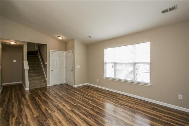 130 Sumner Meadows Ln, Hendersonville, TN 37075