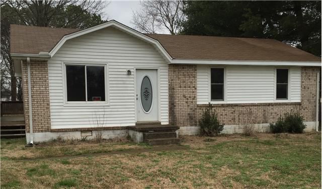 704 W Sagefield Dr, Smyrna, TN 37167