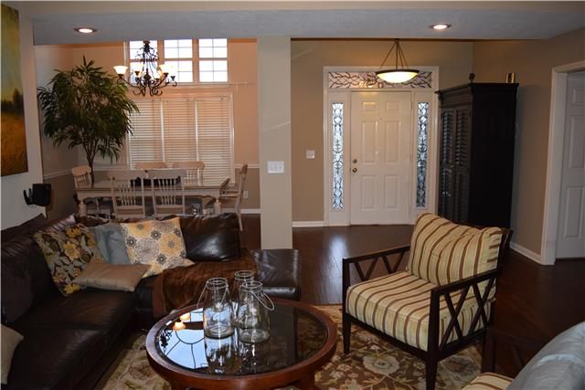 377 Roxie Ct, Murfreesboro, TN 37128