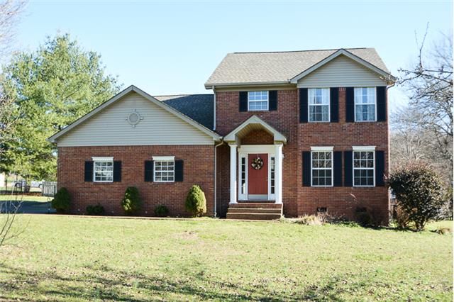 77 Oak Valley Dr, Spring Hill, TN 37174