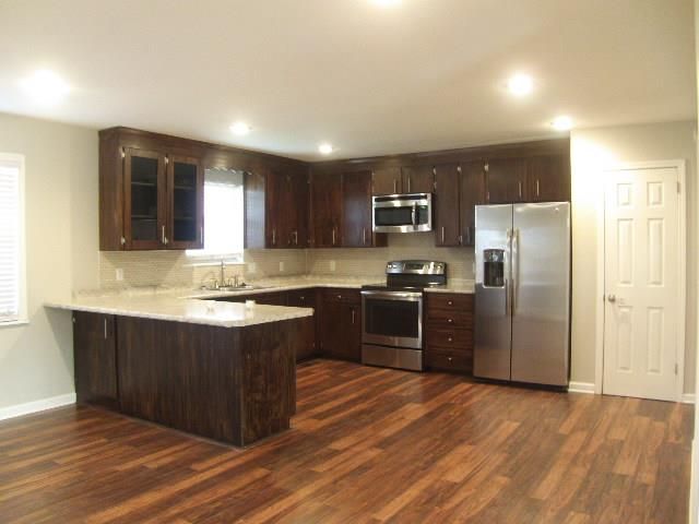 364 Highfield Dr, Murfreesboro, TN 37128
