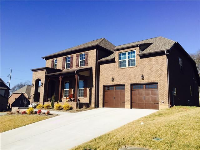 2695 Dunstan Place Dr #1016, Thompsons Station, TN 37179