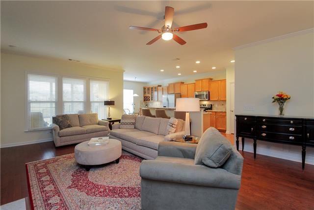 209 Lunette Cir, Mount Juliet, TN 37122