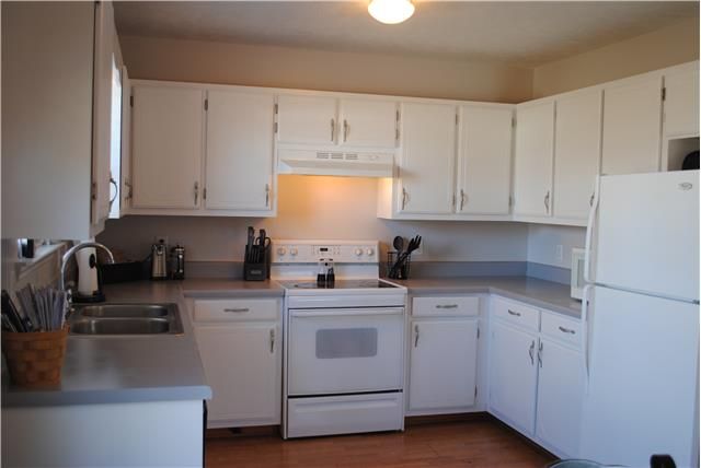 7322 Polk Dr, Murfreesboro, TN 37129