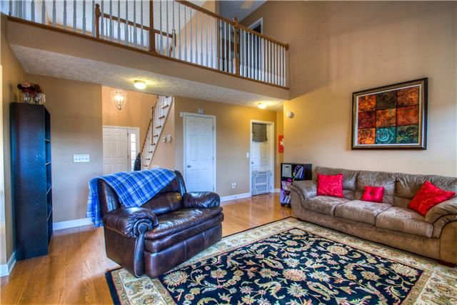1735 Tradewinds Trl, Murfreesboro, TN 37128