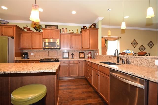 5943 Cottingham Dr, Murfreesboro, TN 37128