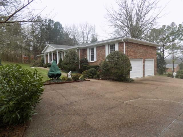 6060 Temple Rd, Nashville, TN 37221