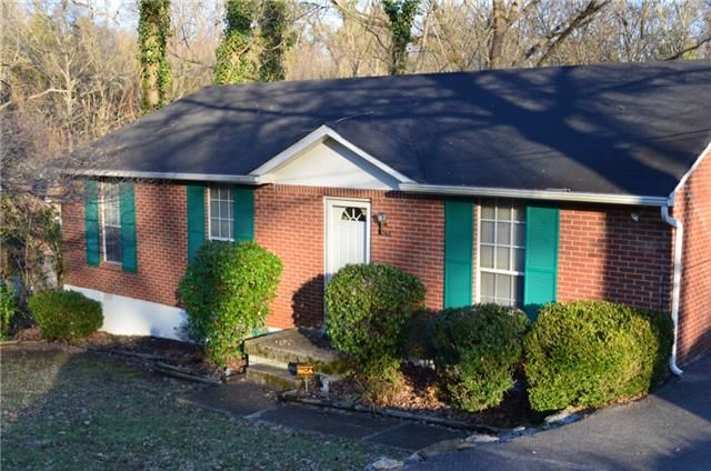 5048 N Hilson Dr, Nashville, TN 37211