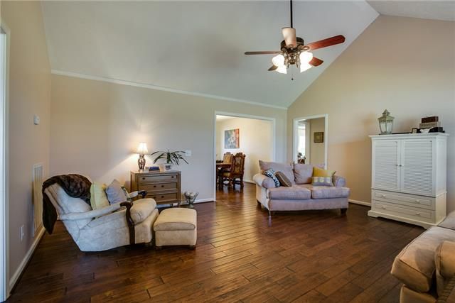 6080 Hoover Rd, Lascassas, TN 37085