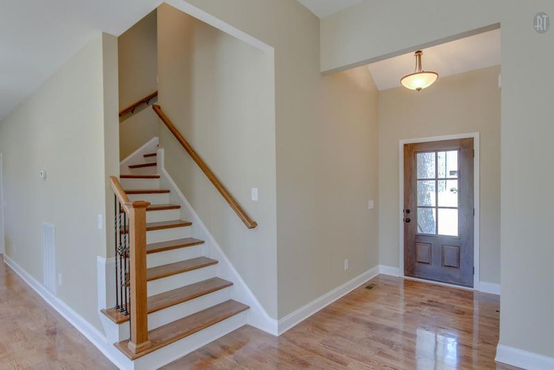 1401 Station Dr, Goodlettsville, TN 37072