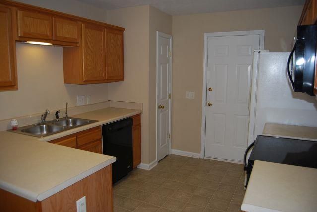 7217 Ole Nottingham Dr, Antioch, TN 37013