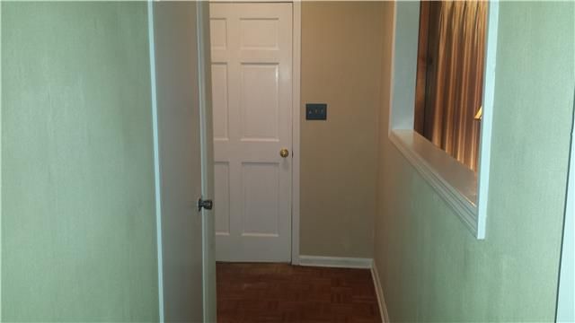 549 Castlegate Dr, Nashville, TN 37217