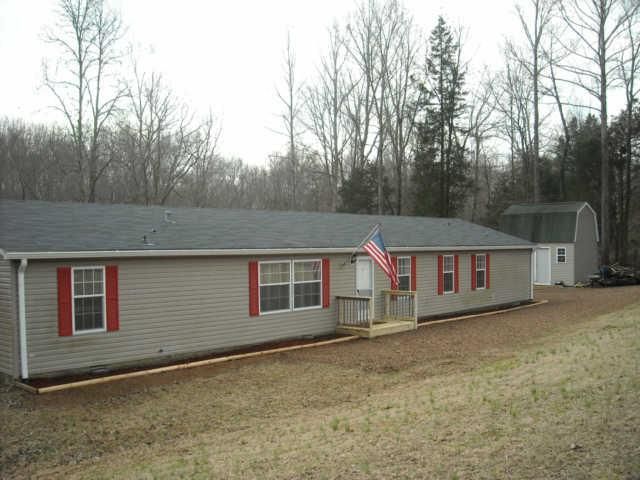 1008 Perry Rd, Chapmansboro, TN 37035