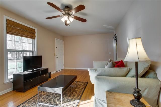 684 Brewer Dr, Nashville, TN 37211