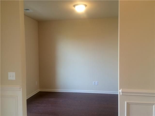 4910 General Eisenhower L146, Murfreesboro, TN 37129