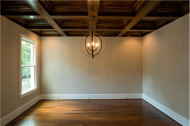 21 Annandale, Nashville, TN 37215