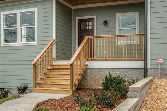 352 Chamberlin St, Nashville, TN 37209
