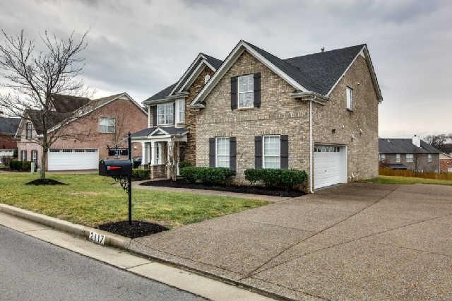 2117 Remington Park Rd, Old Hickory, TN 37138