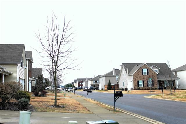 714 Elderberry Way, Murfreesboro, TN 37128
