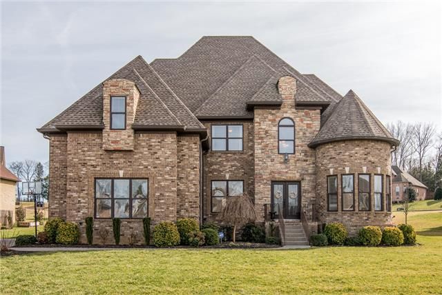 8002 Timber Cove Dr, Mount Juliet, TN 37122