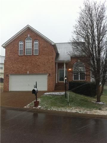 305 Moonwater Ct, Hermitage, TN 37076