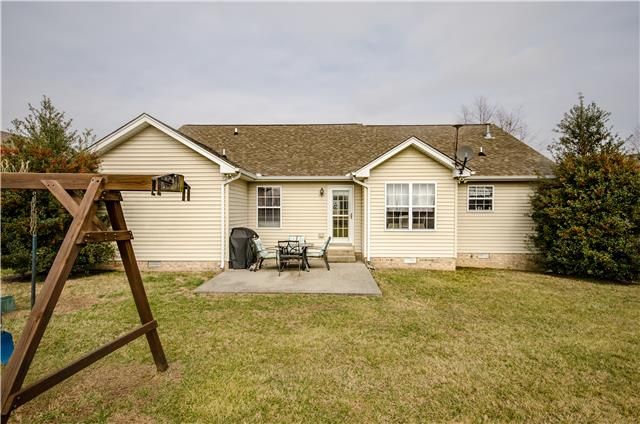 188 Foxrun, Springfield, TN 37172