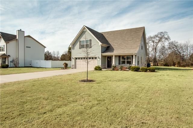 1739 John Lee, Murfreesboro, TN 37128