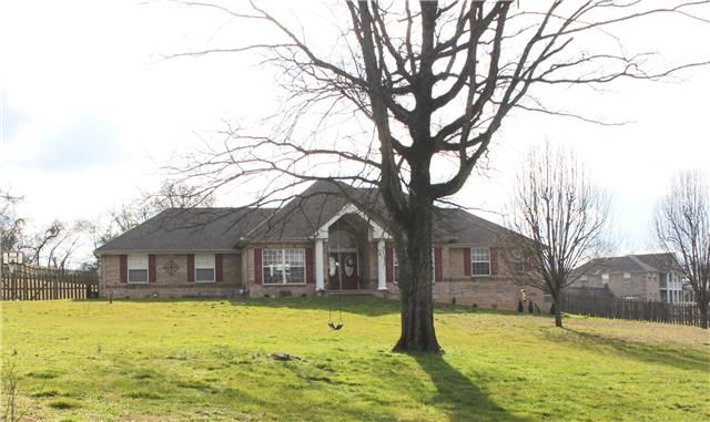 1812 Holden Ct, Spring Hill, TN 37174