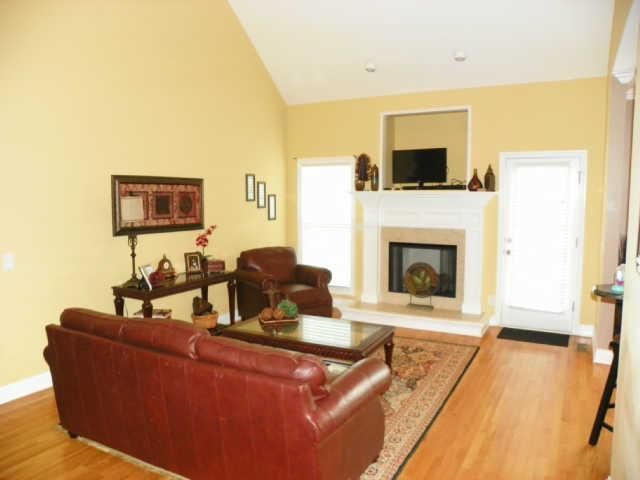 708 Heritage Rd, Lebanon, TN 37087