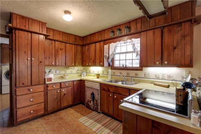 361 Fern Valley Rd, White House, TN 37188