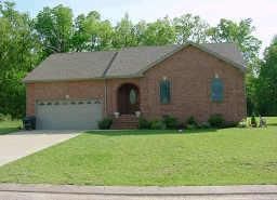 136 Foxrun, Springfield, TN 37172