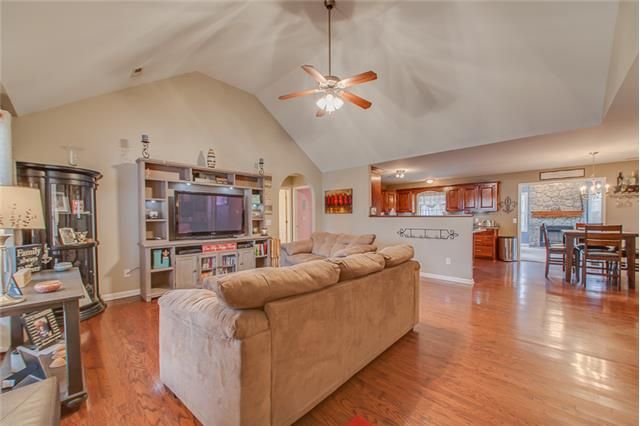 1258 Baker Creek Dr, Spring Hill, TN 37174
