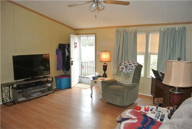1339 Barry Ln, Gallatin, TN 37066