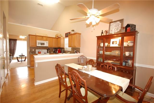1930 Dunedin Dr, Old Hickory, TN 37138