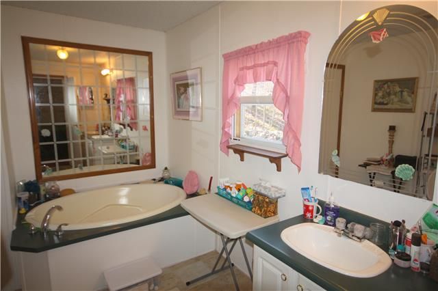 8829 Highway 100, Nashville, TN 37221