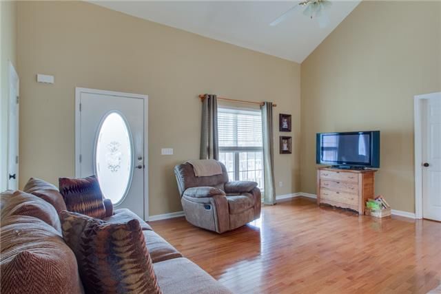 7108 Catherine Dr, Fairview, TN 37062
